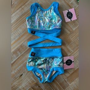 Kandi Kouture CS Criss Cross Electric Blue Granite Set